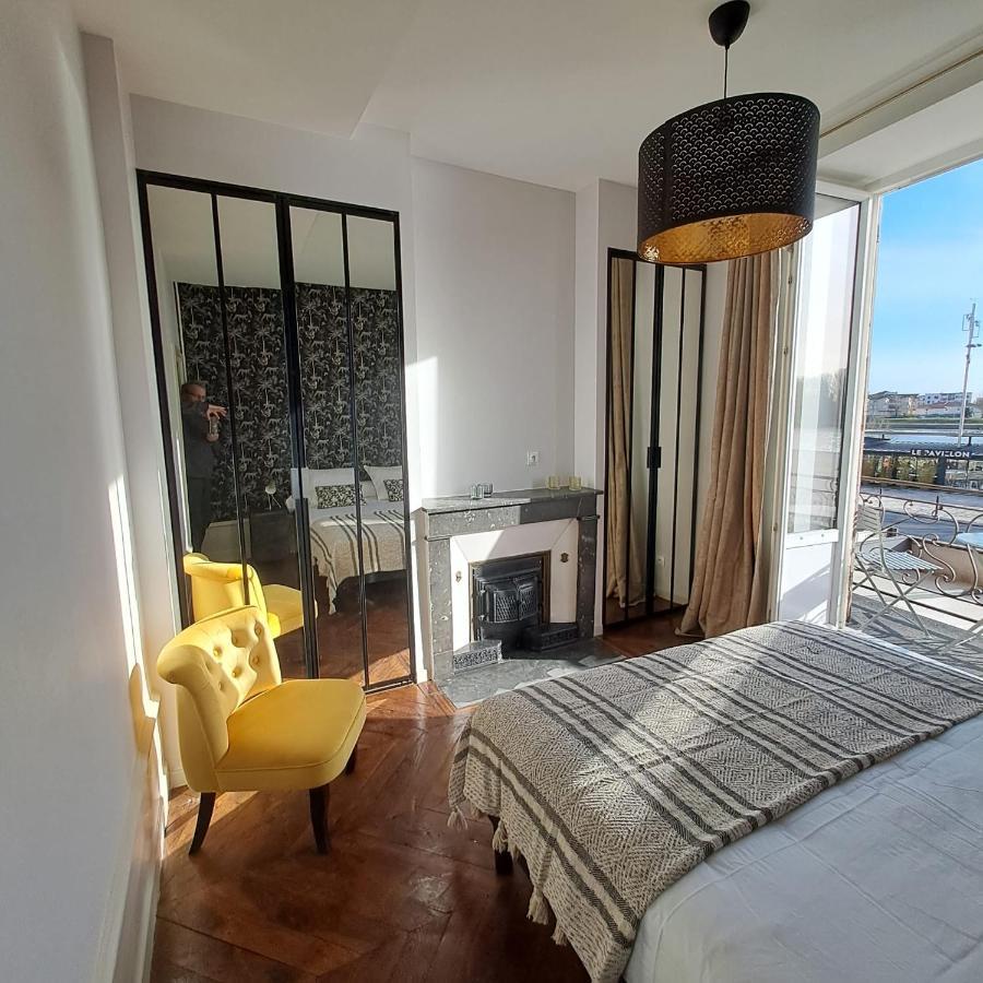 Center Macon Charmant Appartement Avec Vue Sur La Saone Eksteriør bilde